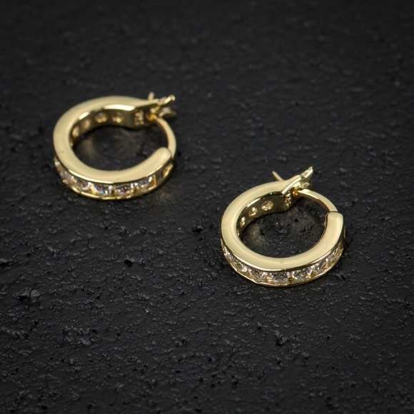 Men's Small  Iced Cz Solitaire Gold Plated Sterling Silver Skinny Hoop Earrings​ - Picture 5 of 5